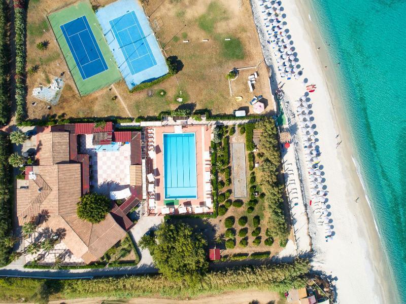 Отель Voi Tropea Essentia Паргелия Экстерьер фото